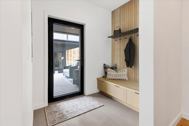 mudroom featuring light tile patterned floors