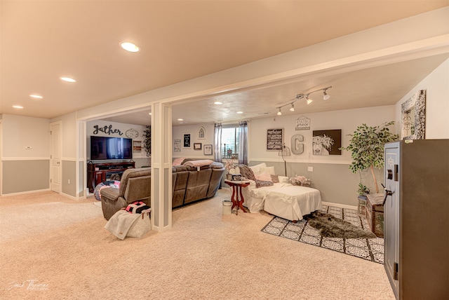 living room featuring carpet floors