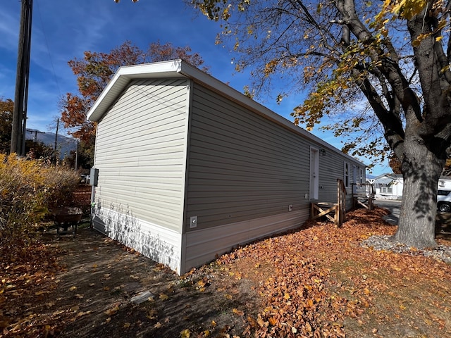 view of home's exterior