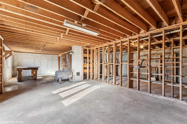 misc room featuring concrete flooring