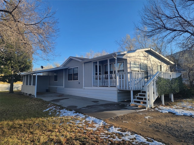 view of front of house