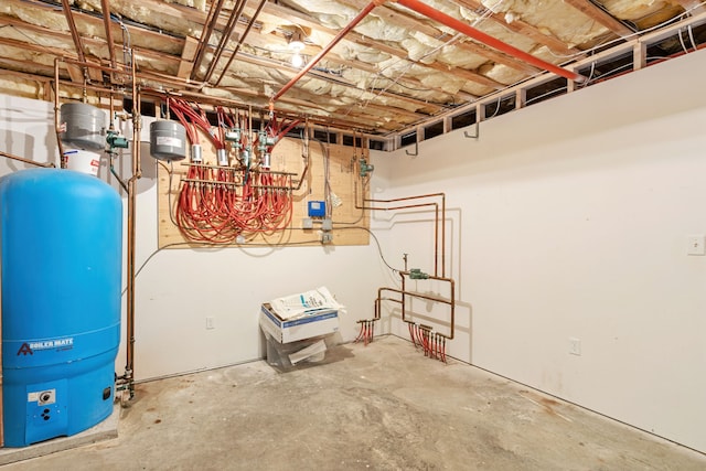 451 1st Rd NE, Fairfield, MT 59436 - unfinished basement featuring a water pressure tank