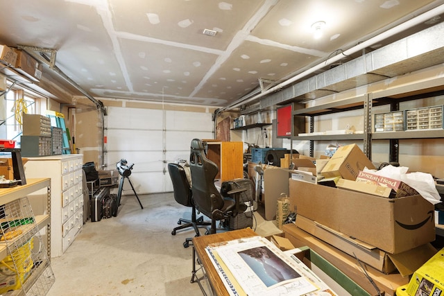 128 Ledgewood Dr, Bigfork, MT 59911 - view of garage