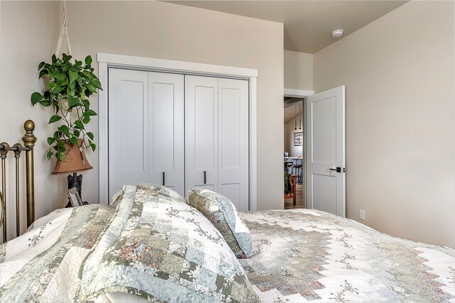 bedroom featuring a closet