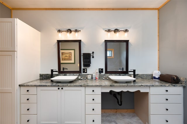 bathroom with vanity