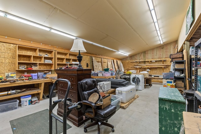 storage room with washer / dryer