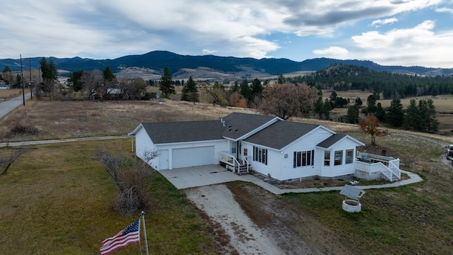 bird's eye view featuring a mountain view