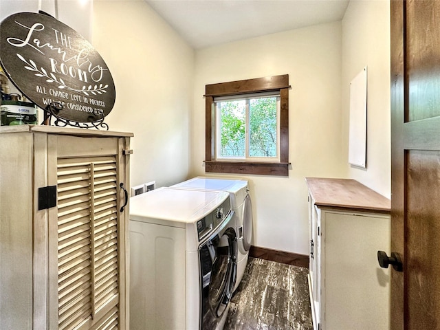 401 Mill St, Sheridan, MT 59749 - laundry room with separate washer and dryer and dark wood-style floors