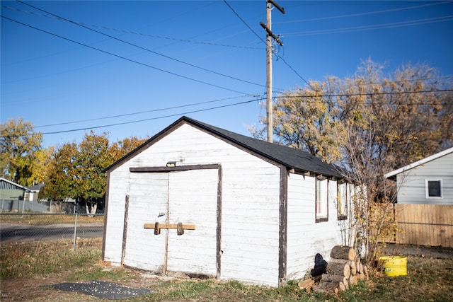 view of outbuilding