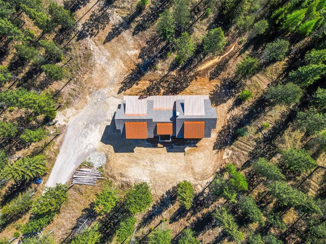 bird's eye view with a mountain view