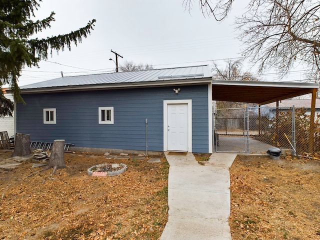 view of outdoor structure featuring a carport