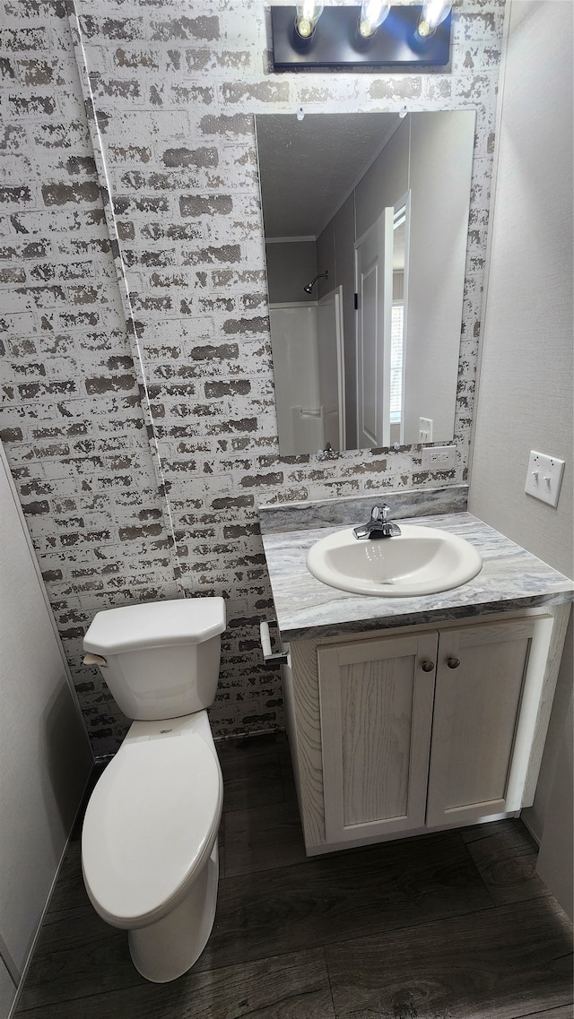 bathroom featuring toilet