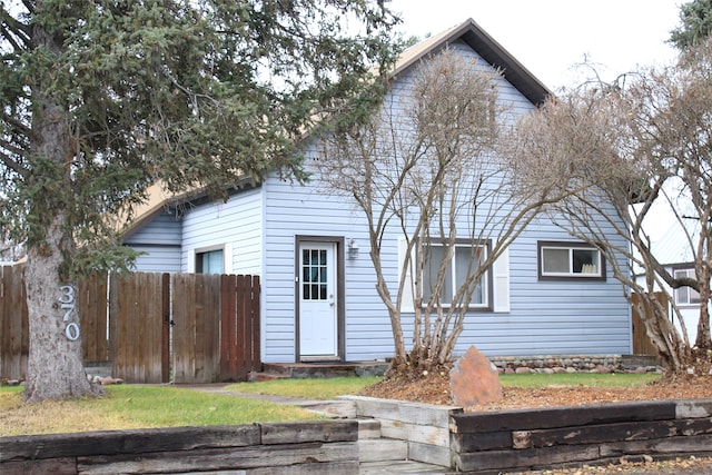 view of front of home