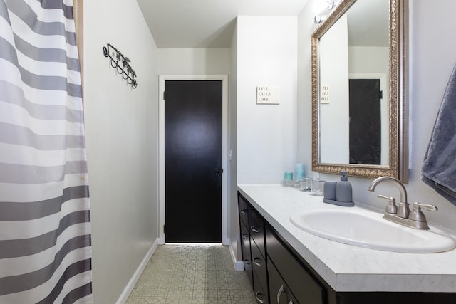 bathroom with vanity