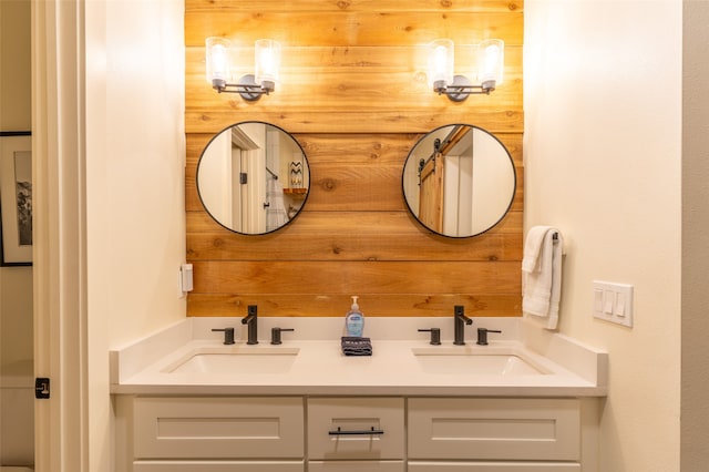 bathroom featuring vanity