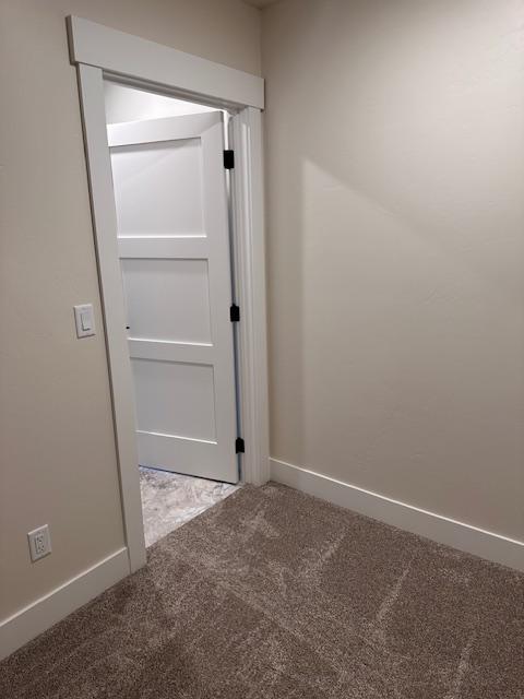 7026 Max Dr, Missoula, MT 59803 - detailed view of carpet floors and baseboards