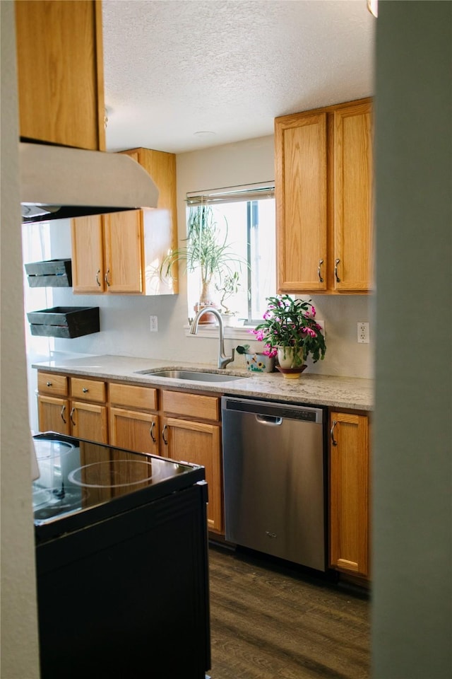 kitchen featuring dark wood finished floors, dishwasher, a textured ceiling, black / electric stove, and a sink