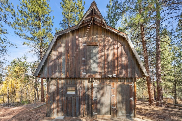 view of outdoor structure