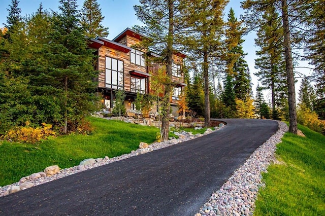 1148 Glades Dr, Whitefish, MT 59937 - view of contemporary home