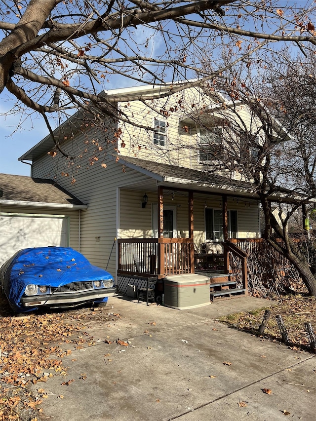 view of front facade with a porch