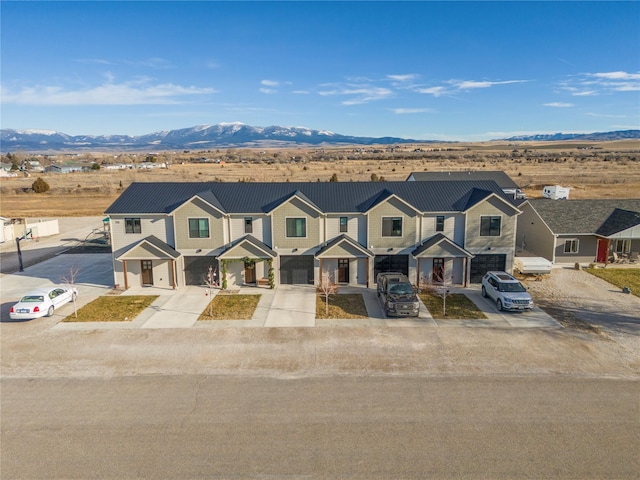 view of front of house with a mountain view