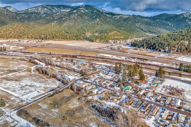 drone / aerial view featuring a mountain view