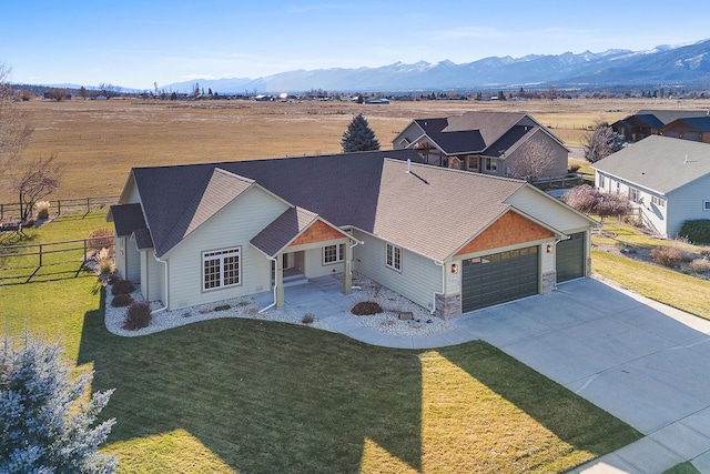 bird's eye view with a mountain view