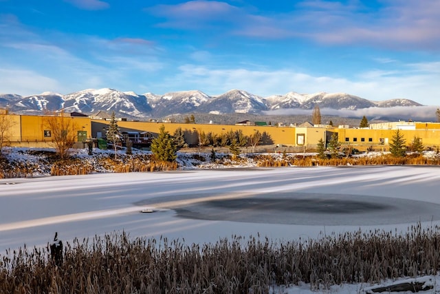 property view of mountains