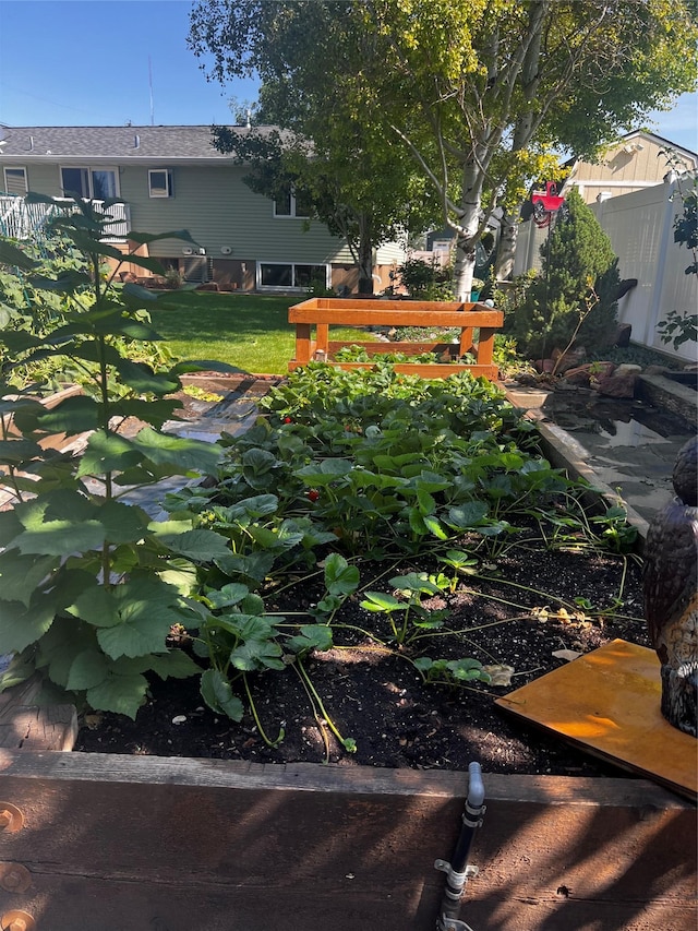 view of yard featuring fence