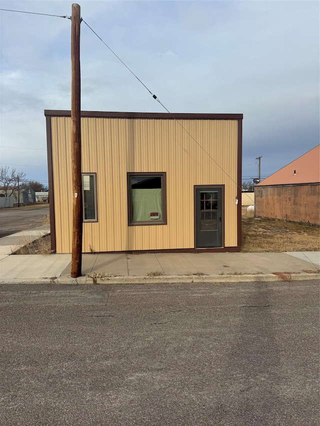 25 Main St W, Dutton, MT 59433