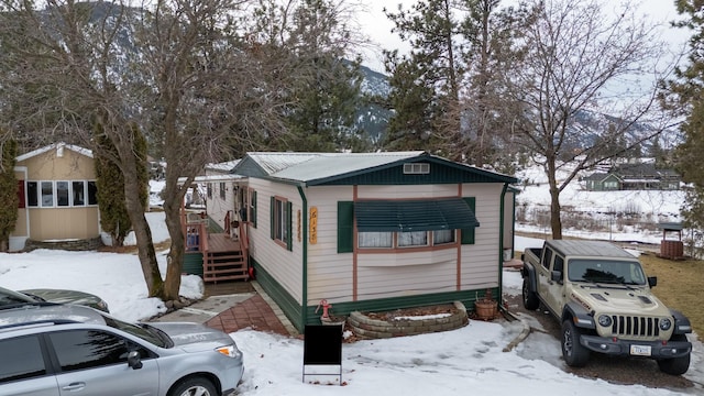 view of front of home with metal roof