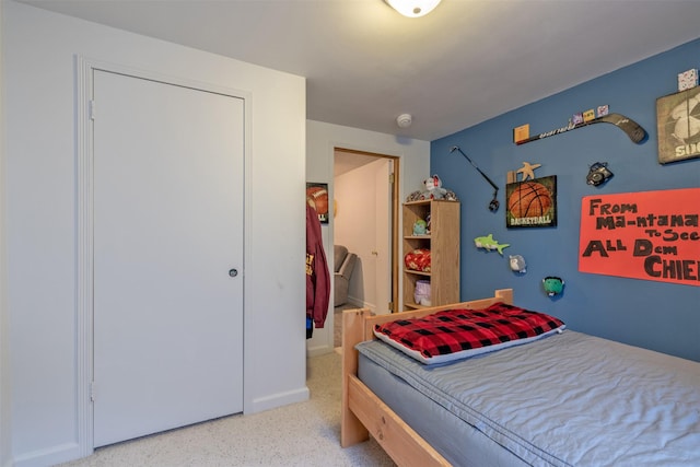 bedroom with a closet