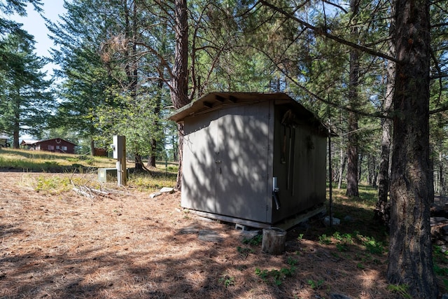 view of outdoor structure