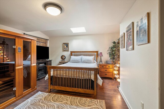 laundry area with light tile patterned flooring and independent washer and dryer