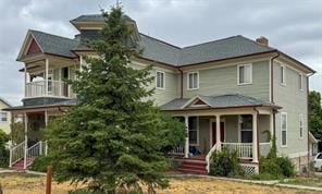 view of front of property featuring covered porch