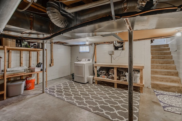 basement with washer / clothes dryer