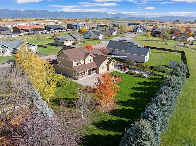 bird's eye view with a mountain view