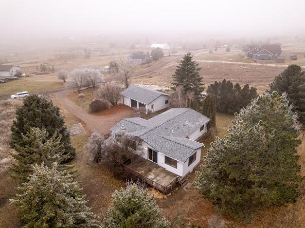 bird's eye view with a rural view