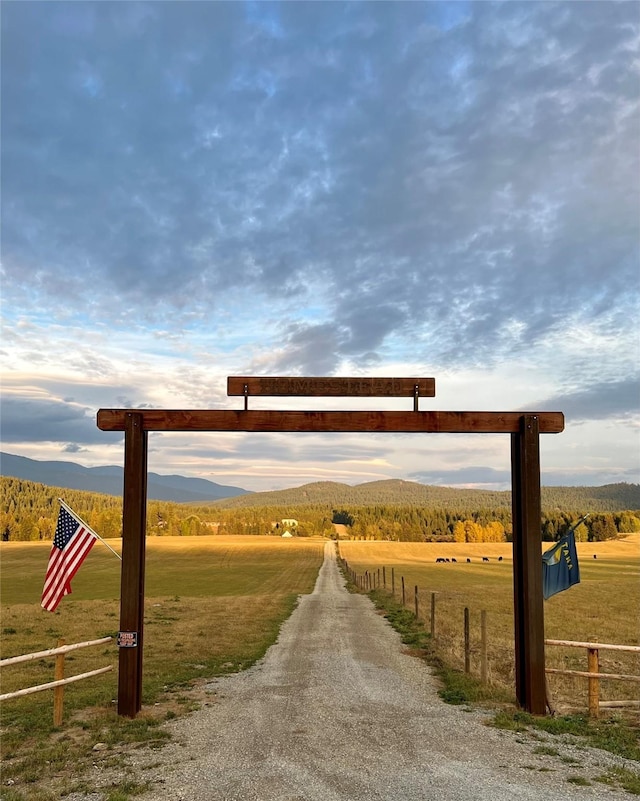 2290 Mountain Home Rd, Whitefish, MT 59937