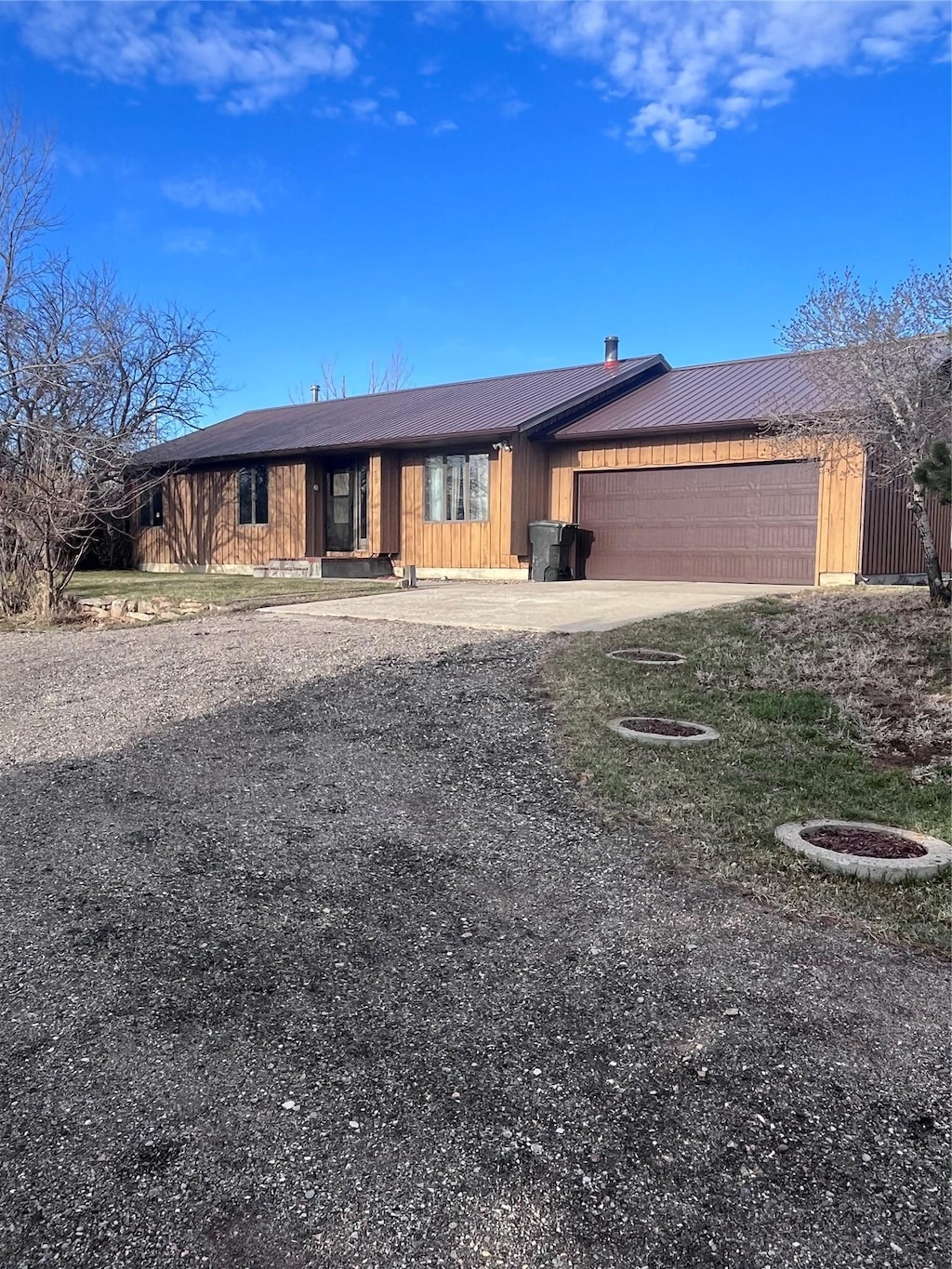 ranch-style house with a garage