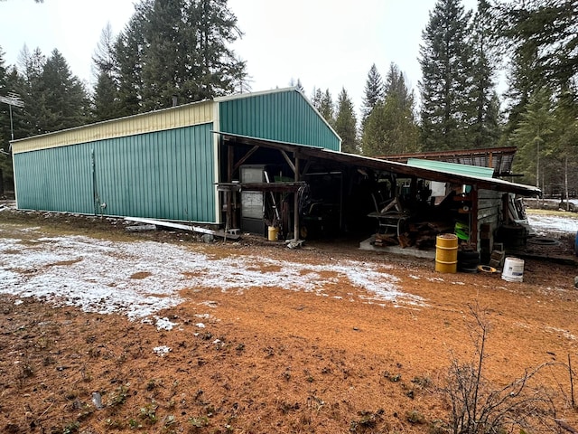 view of outbuilding