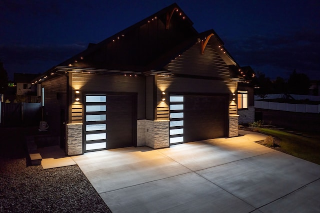 view of front of house featuring a garage