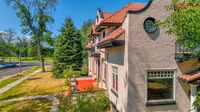 view of side of property