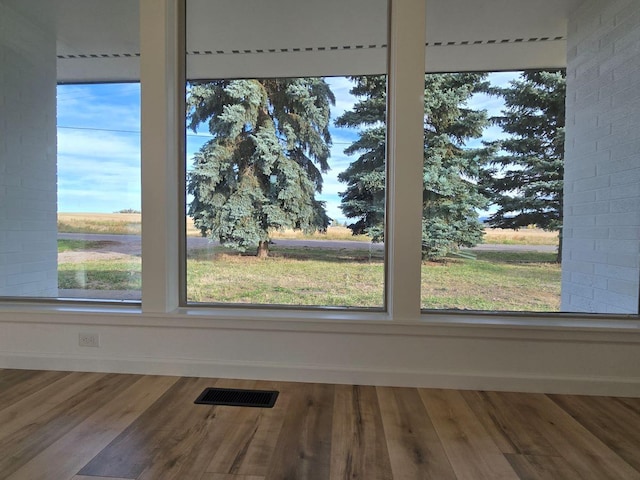 room details featuring hardwood / wood-style flooring