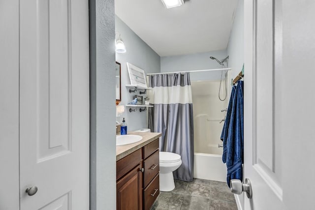 full bathroom with toilet, vanity, and shower / bath combo with shower curtain