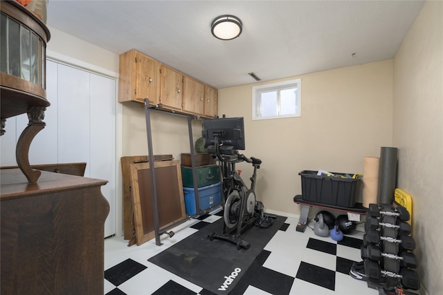 607 Oregon St, Deer Lodge, MT 59722 - exercise area featuring light floors