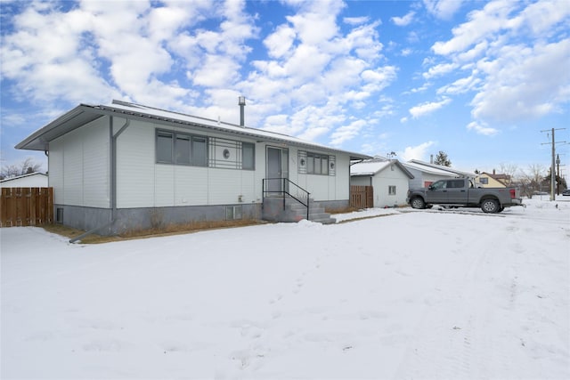607 Oregon St, Deer Lodge, MT 59722 - view of front of home