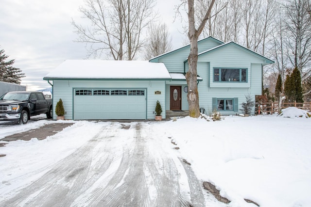 view of front facade with a garage