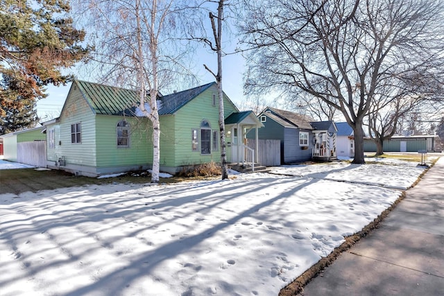 view of front of house