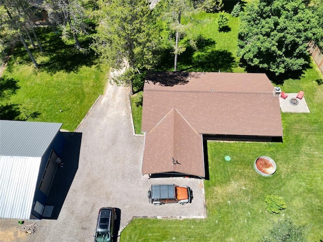 aerial view of property and surrounding area